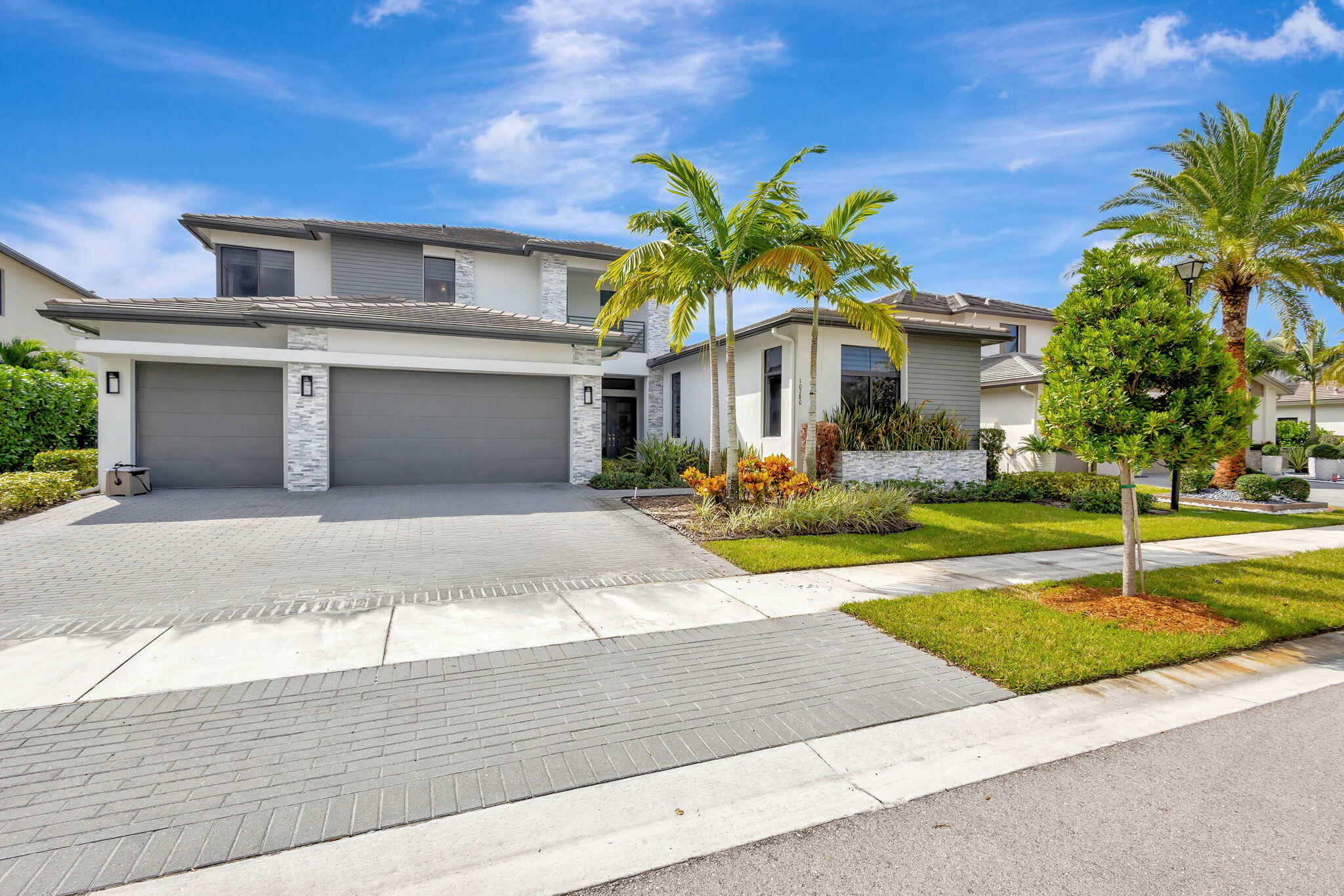 Property Photo:  10780 Estuary Drive  FL 33076 