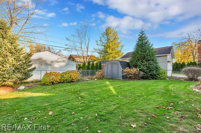 Property Photo:  26510 Wyoming Road  MI 48070 