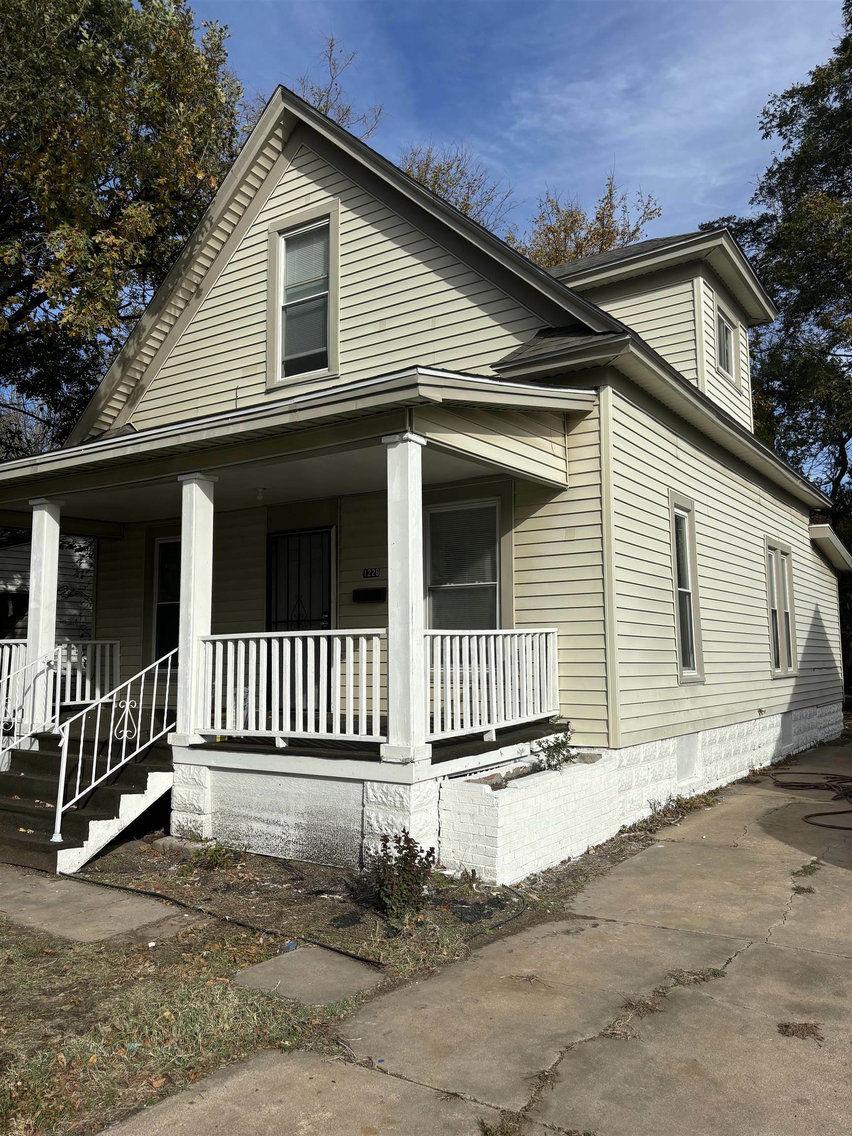 Property Photo:  1228 N Indiana Ave  KS 67214-2747 