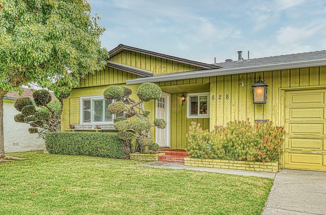 Property Photo:  828 Bedford Drive  CA 93901 