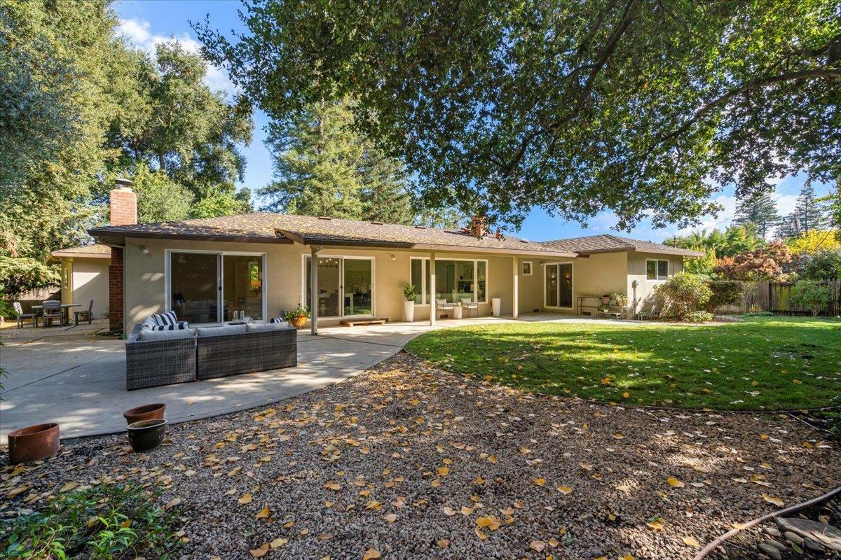 Property Photo:  1316 Montclaire Way  CA 94024 