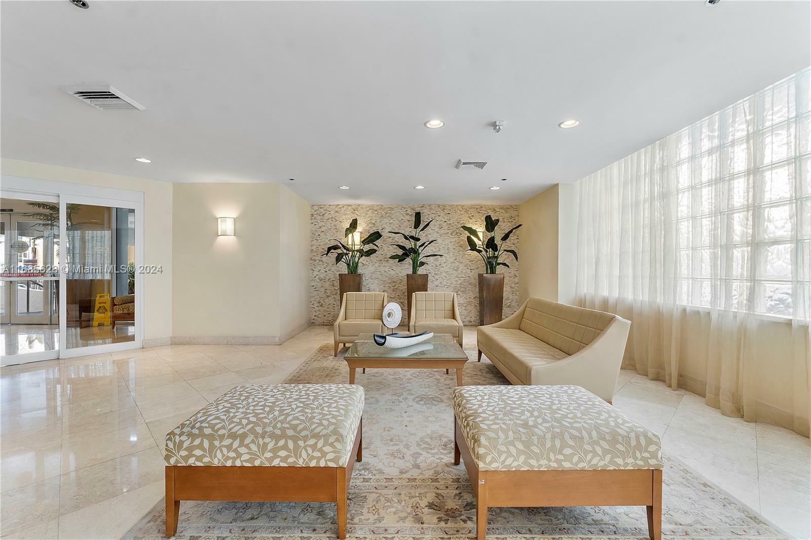 Property Photo:  6767 Collins Ave 1106  FL 33141 