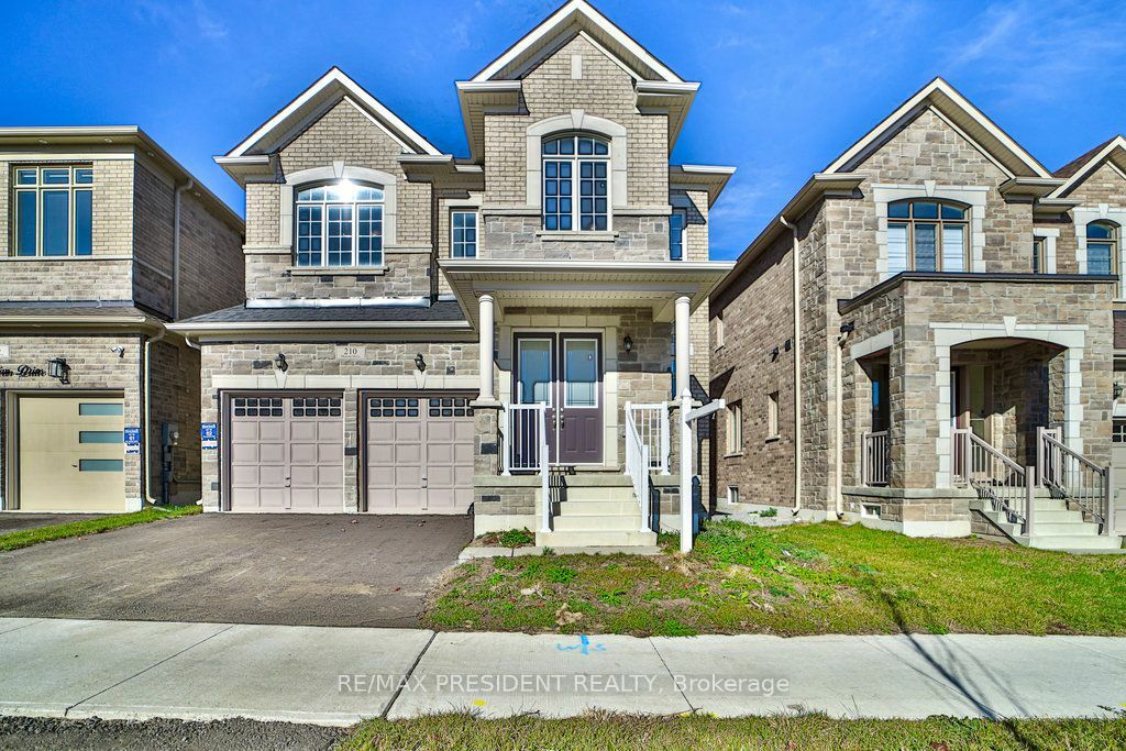 210 McKean Dr  Whitchurch-Stouffville ON L4A 5C2 photo