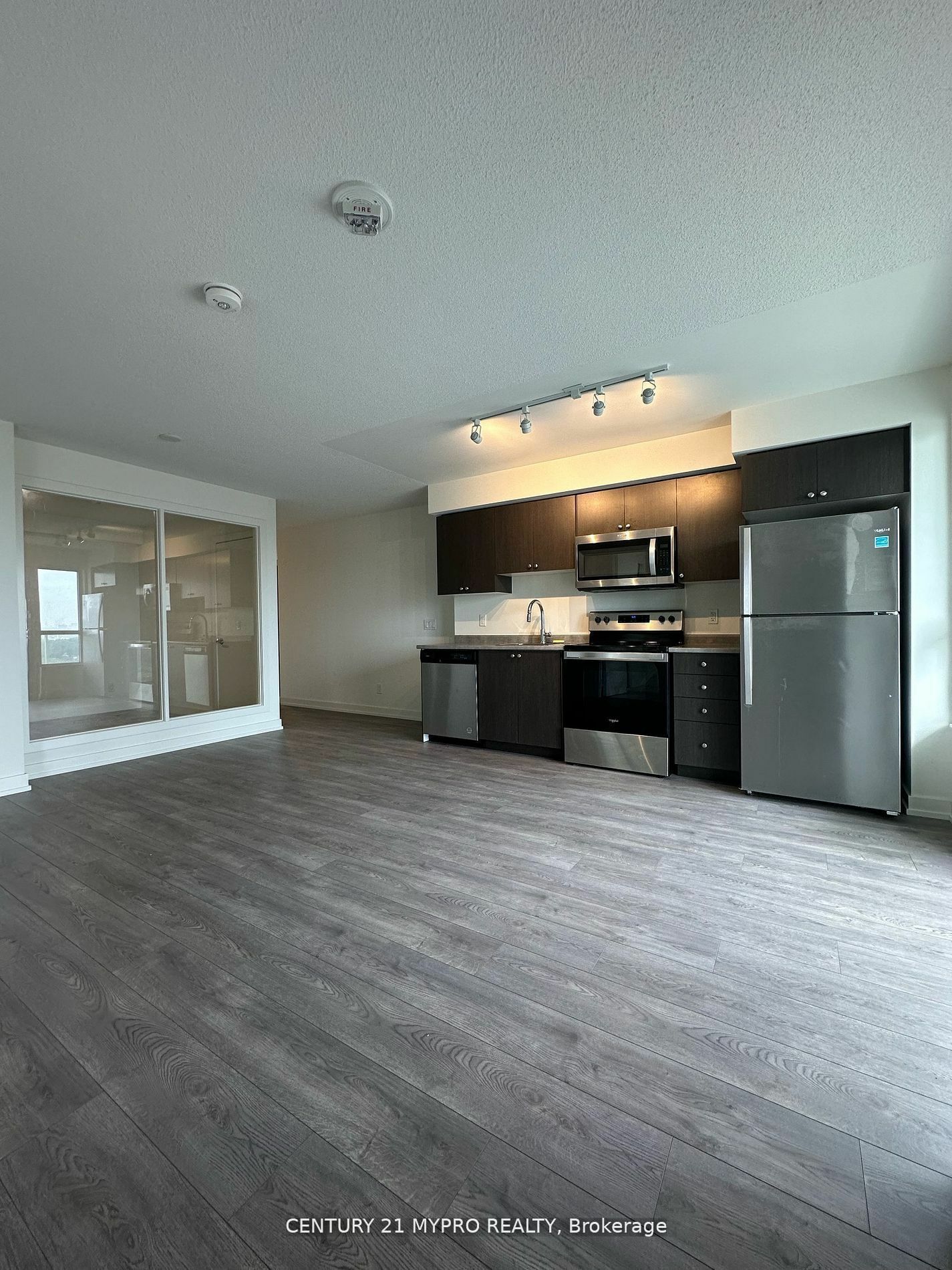 Property Photo:  10 Wilby Cres 1409  ON M9N 0B6 