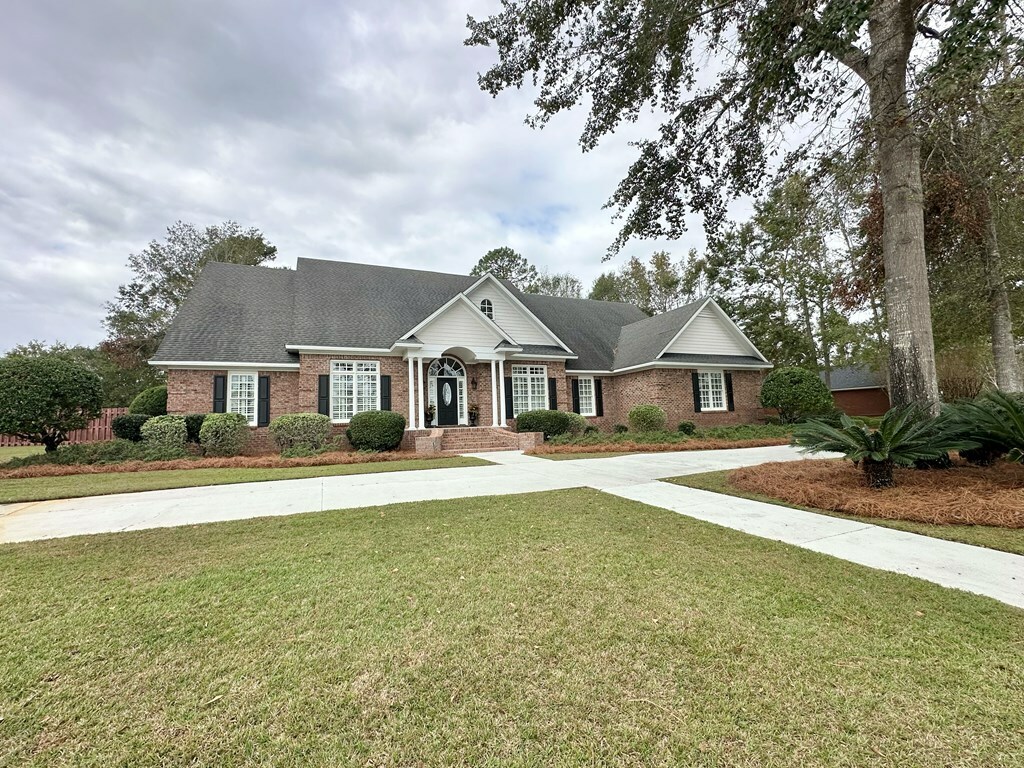 Property Photo:  4027 Quail Run Circle  GA 31601 