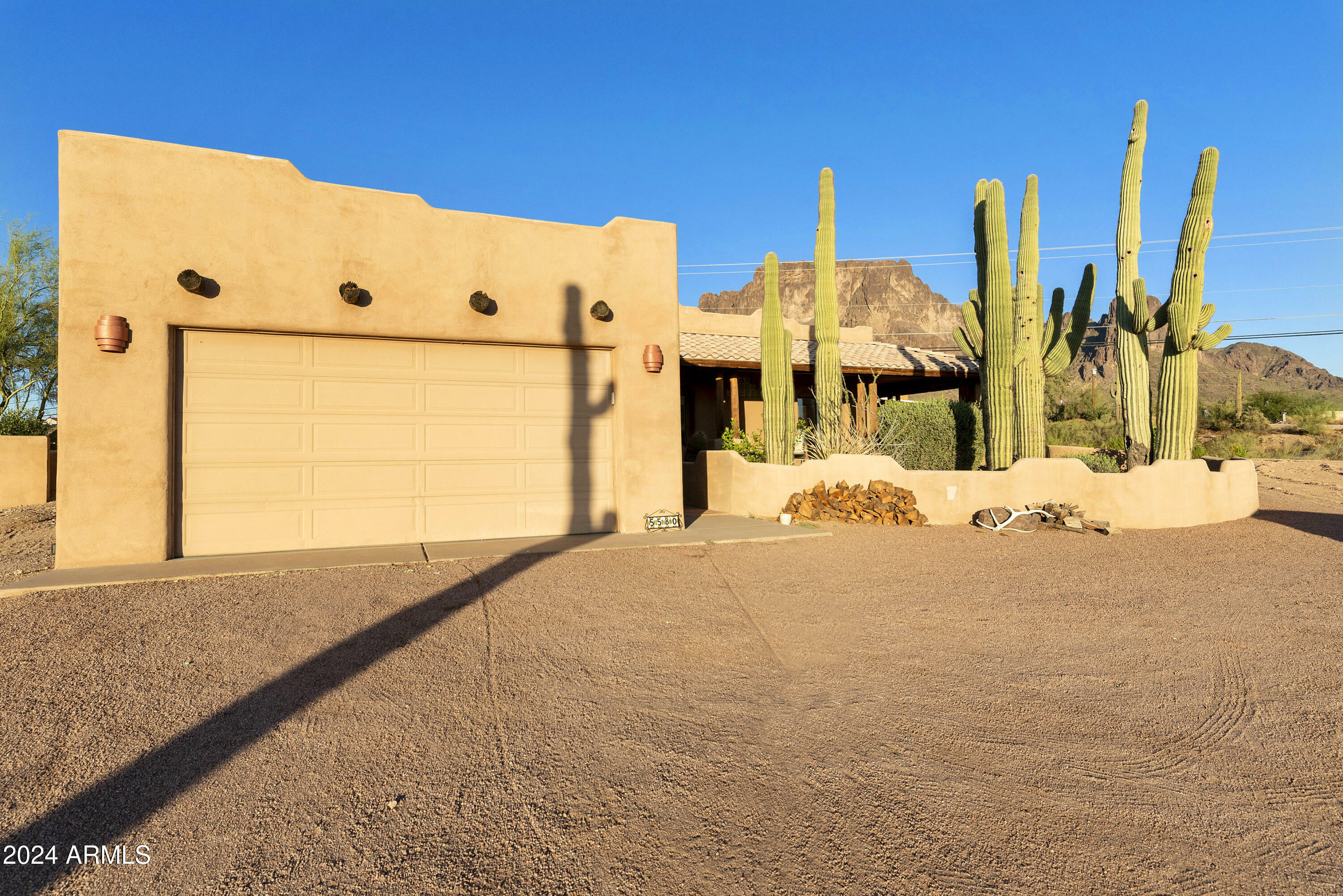 Property Photo:  5580 E Lost Dutchman Boulevard  AZ 85119 