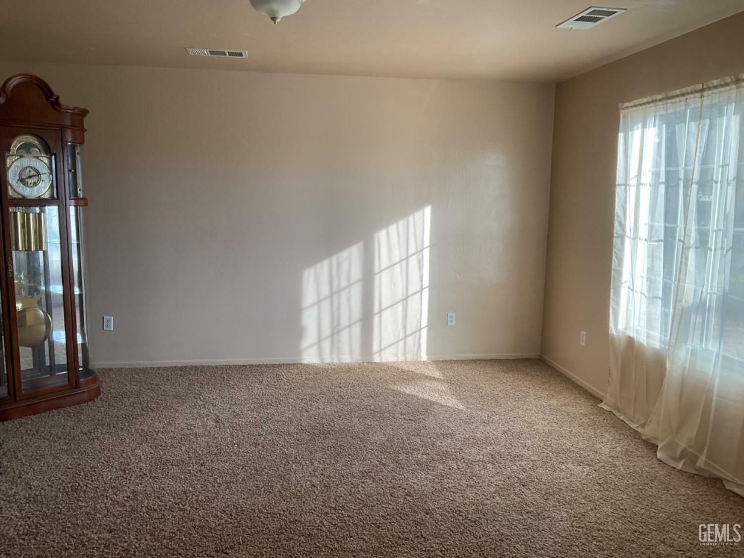 Property Photo:  3718 Ridgemont Street  CA 93313 