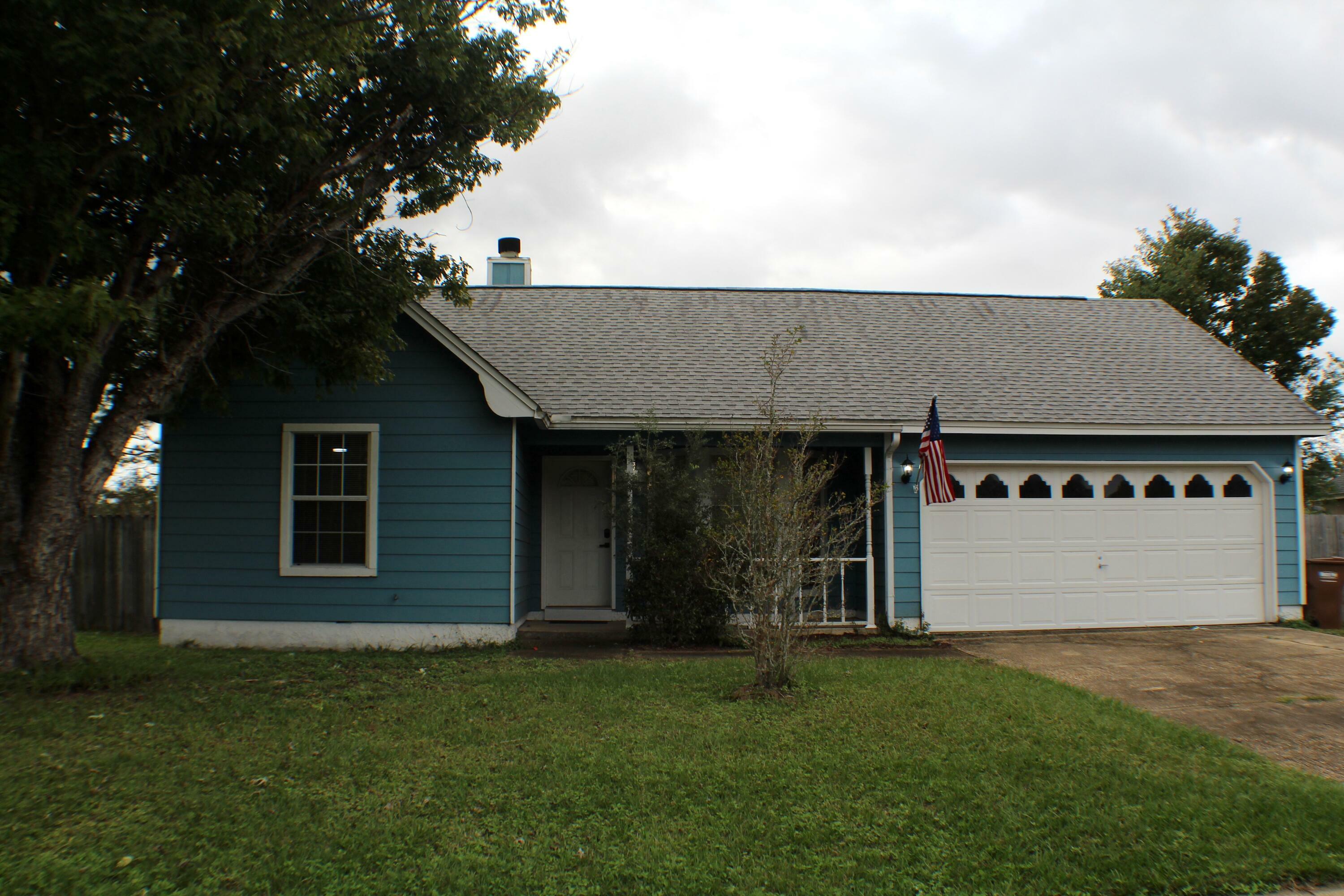 Property Photo:  2344 Prytania Circle  FL 32566 