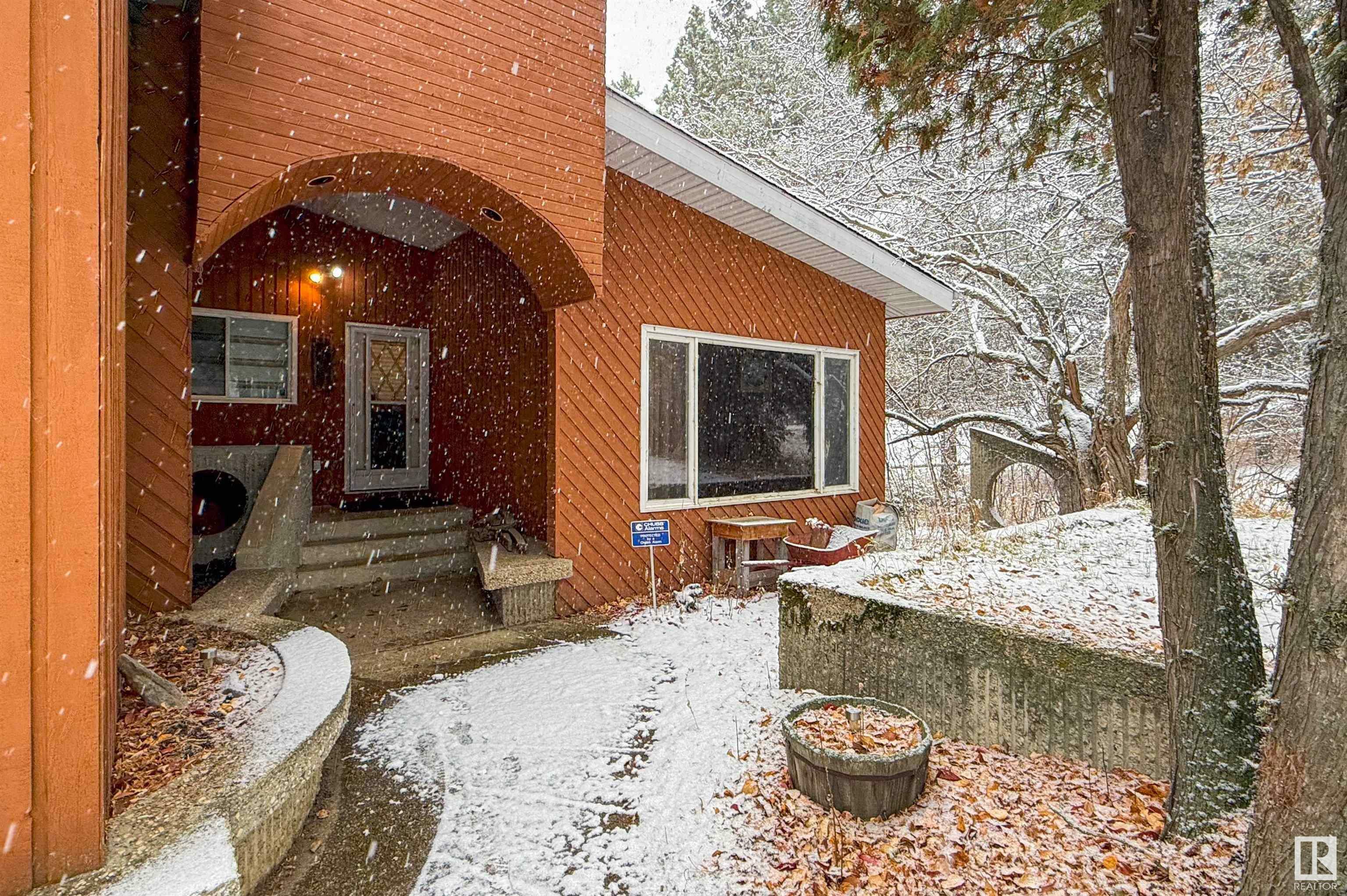 Property Photo:  25431 Twp Road 512 A 7  AB T7Y 1A8 