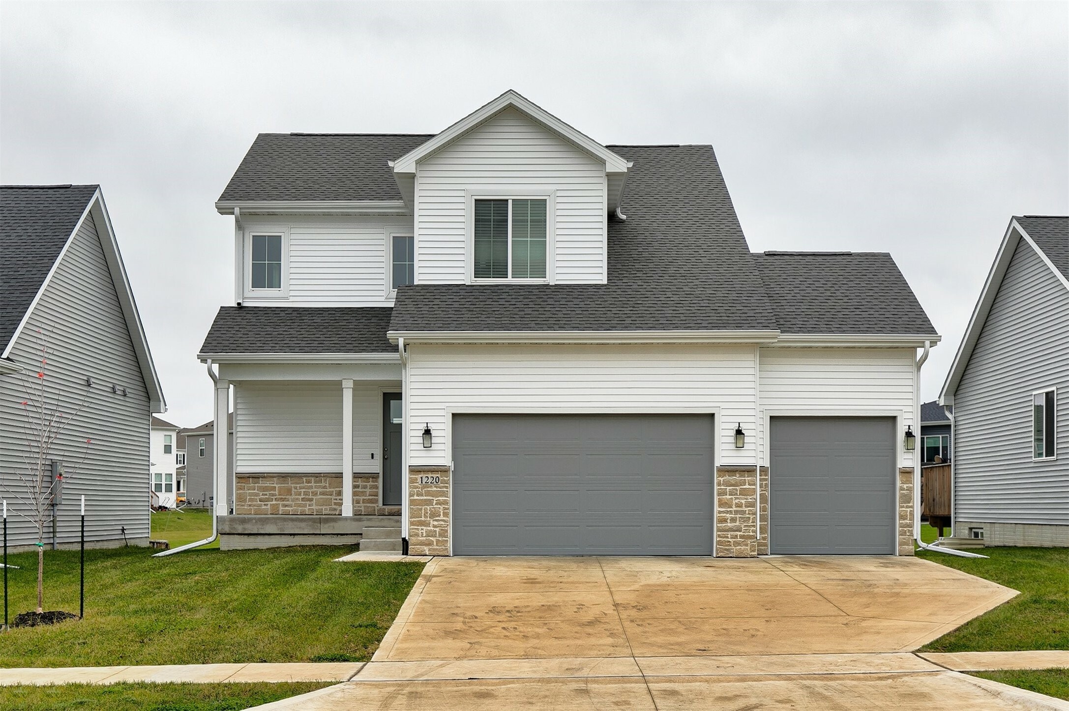 Property Photo:  1220 NW Mill Springs Drive NW  IA 50263 