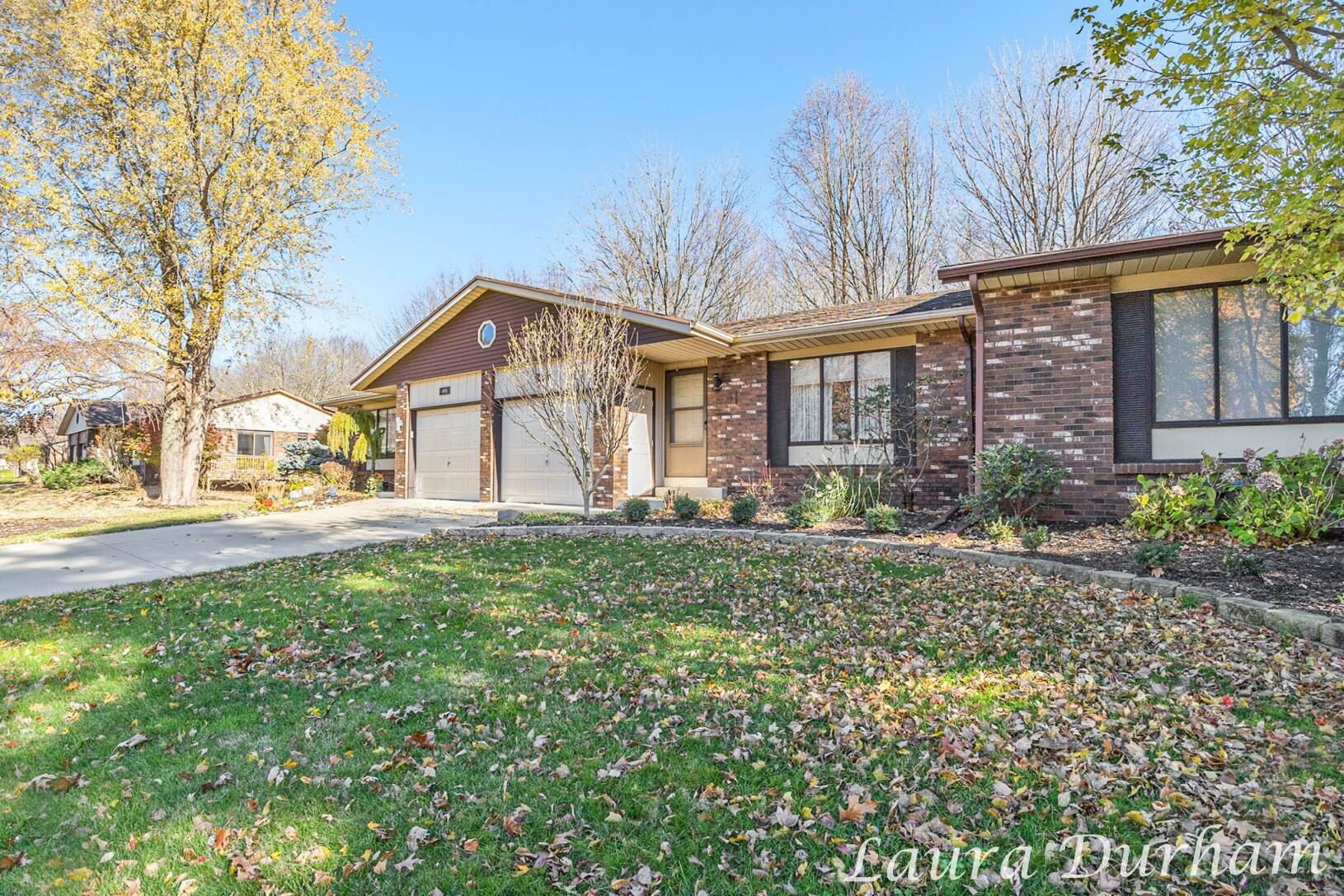 Property Photo: 495 Amity Street MI 49406