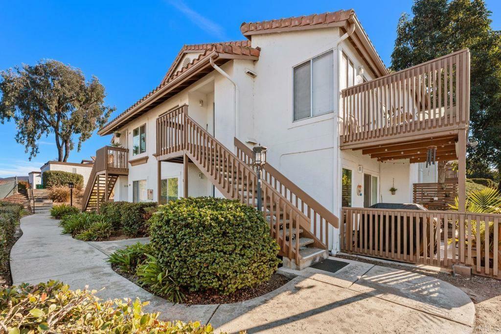 Property Photo:  870 S Rancho Santa Fe Road B  CA 92078 