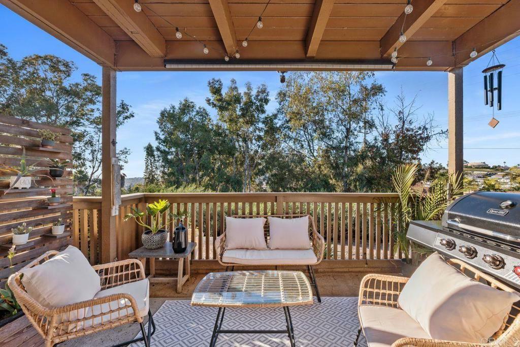 Property Photo:  870 S Rancho Santa Fe Road B  CA 92078 