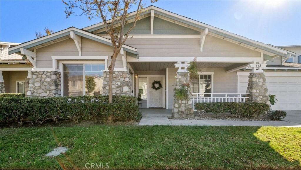 Property Photo:  442 E Cypress Street  CA 92805 