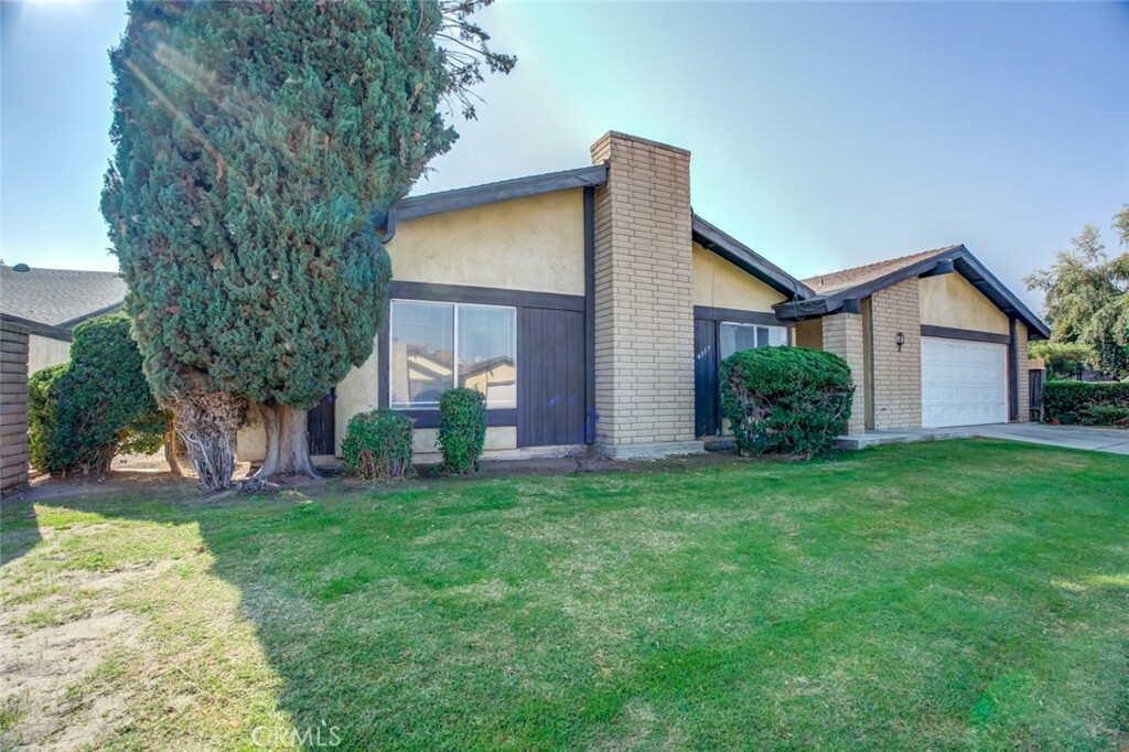 Property Photo:  4317 Parkwood Court  CA 93309 