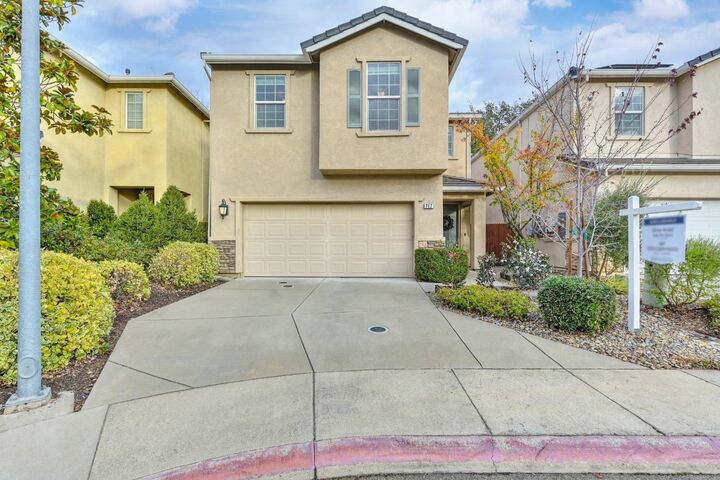 717 Loomis Circle  Folsom CA 95630 photo