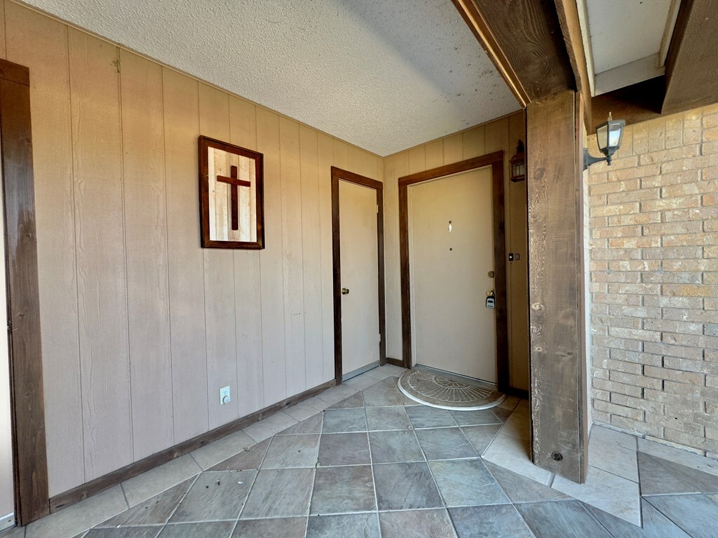 Property Photo:  2303-B Haynes Dr B  TX 79705 