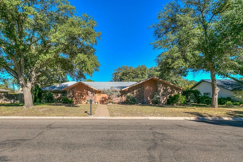 Property Photo:  2706 Palo Duro Dr  TX 76904 