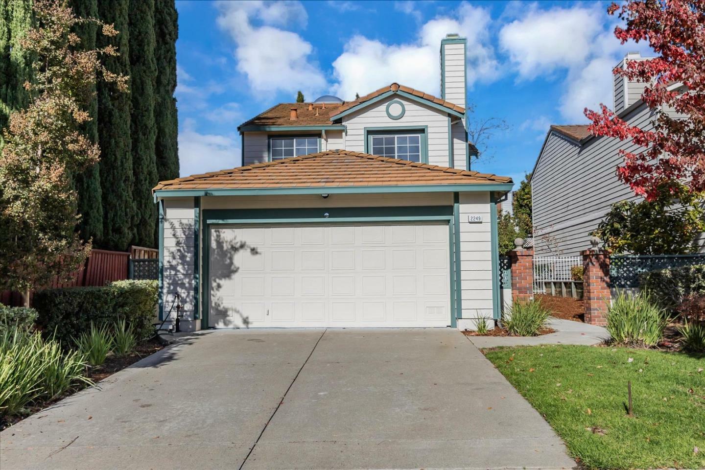 Property Photo:  2249 Farmcrest Street  CA 95035 