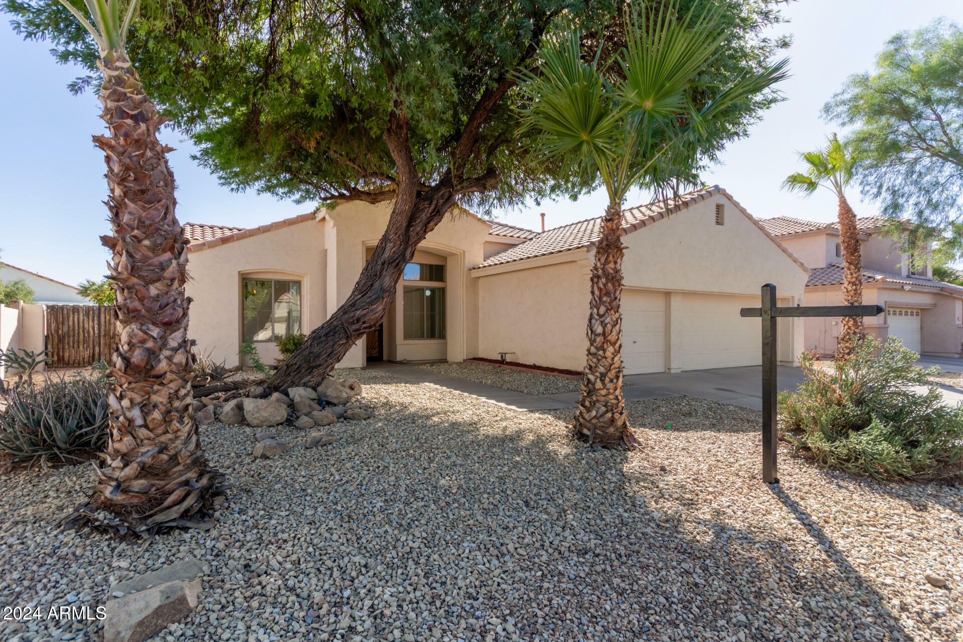 Property Photo:  1799 W Canary Way  AZ 85286 