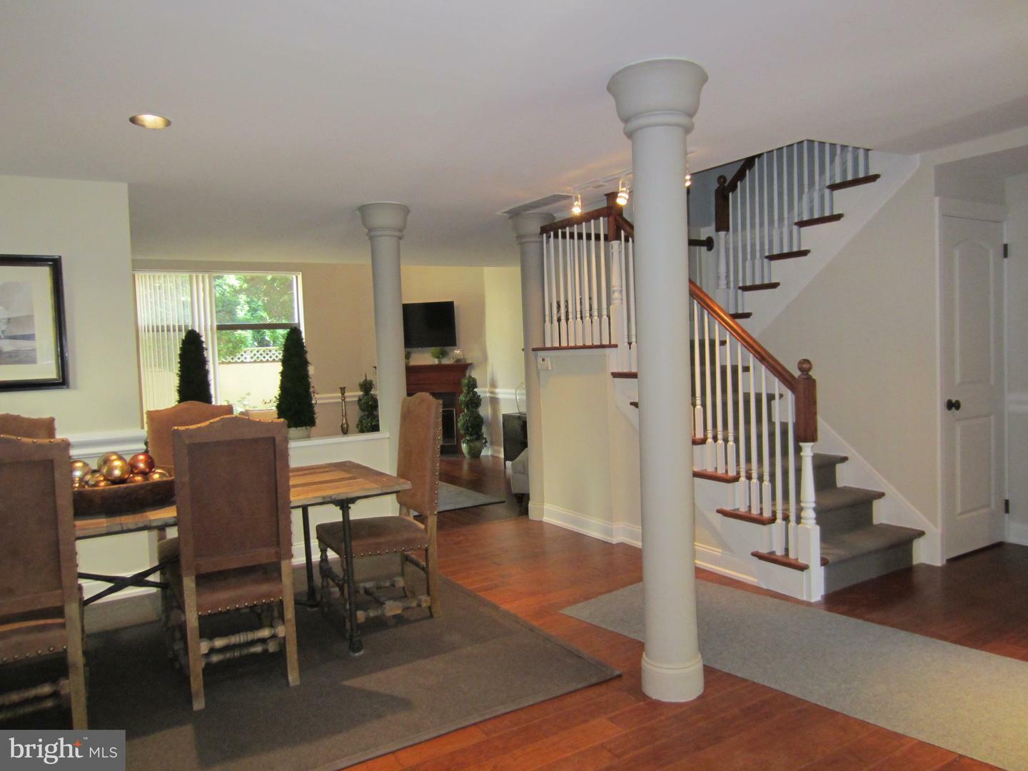 Property Photo:  100 Llanalew Road 9-B  PA 19041 