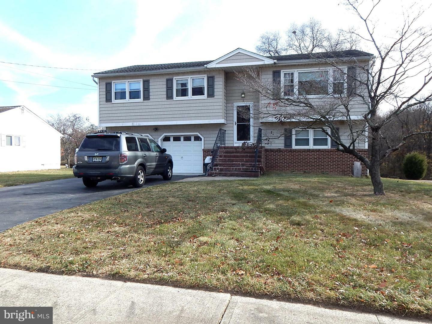 6 Rockwood Avenue  Hamilton NJ 08619 photo