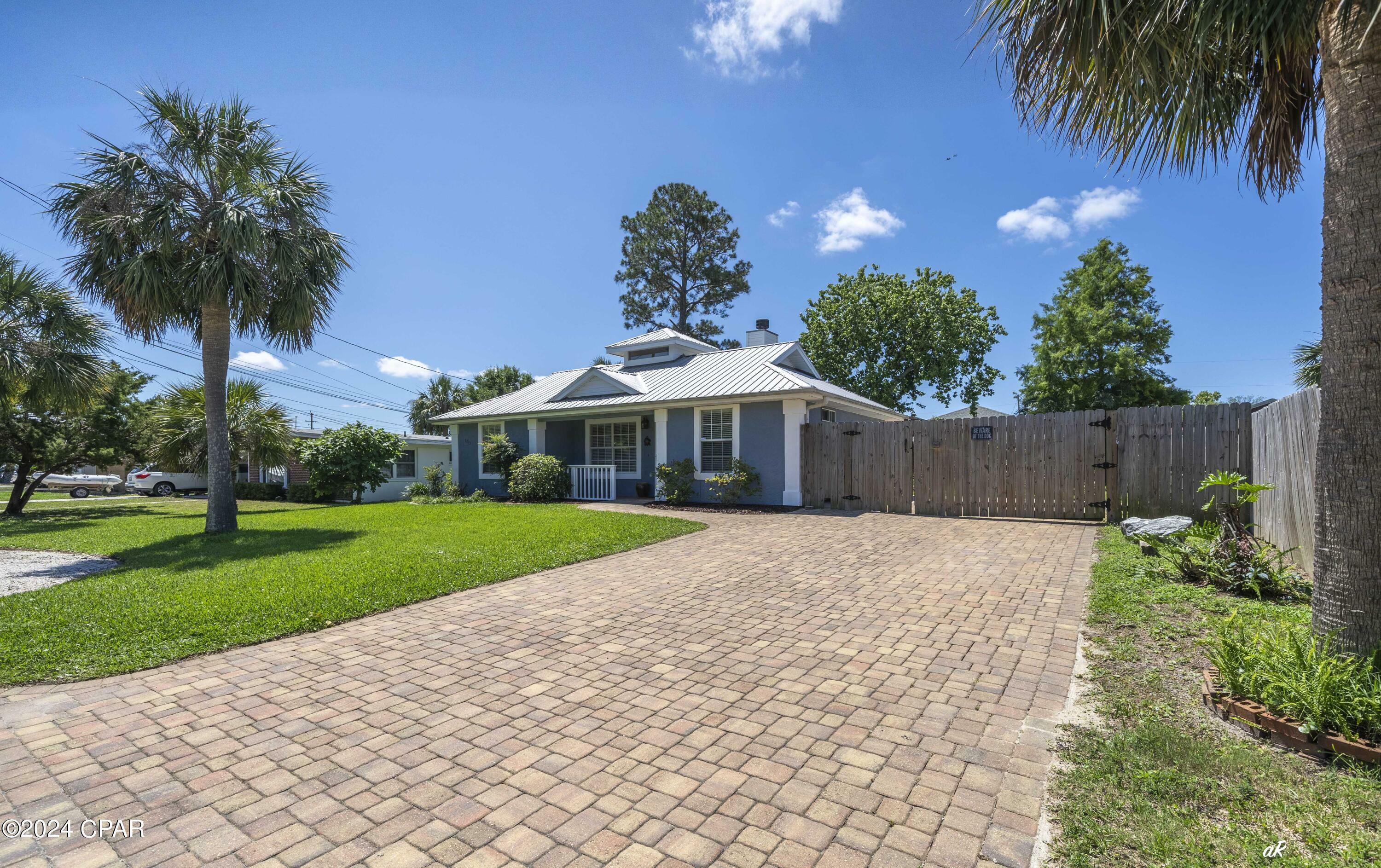 Property Photo:  5213 Long John Drive  FL 32408 