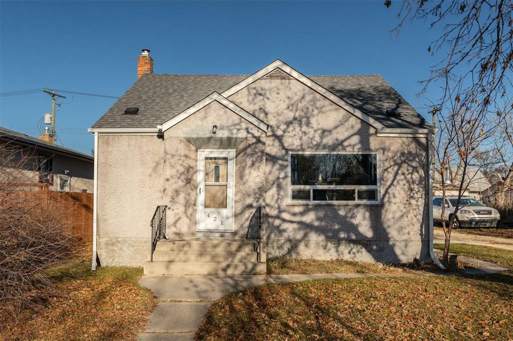 421 Sydney Avenue  Winnipeg MB R2K 1C2 photo