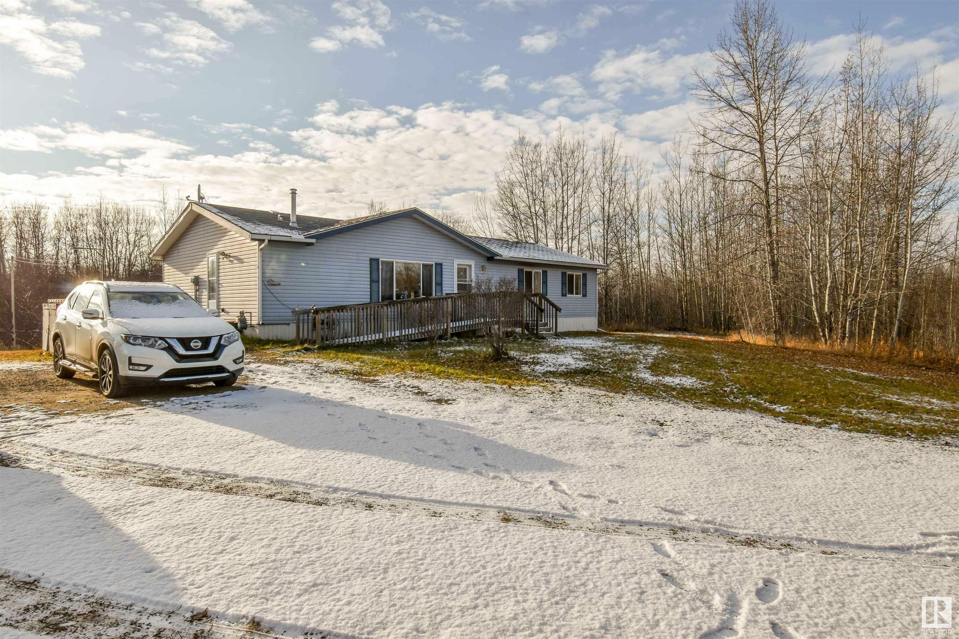 Property Photo:  50, 54222 Rge Rd 25  AB T0E 1V0 