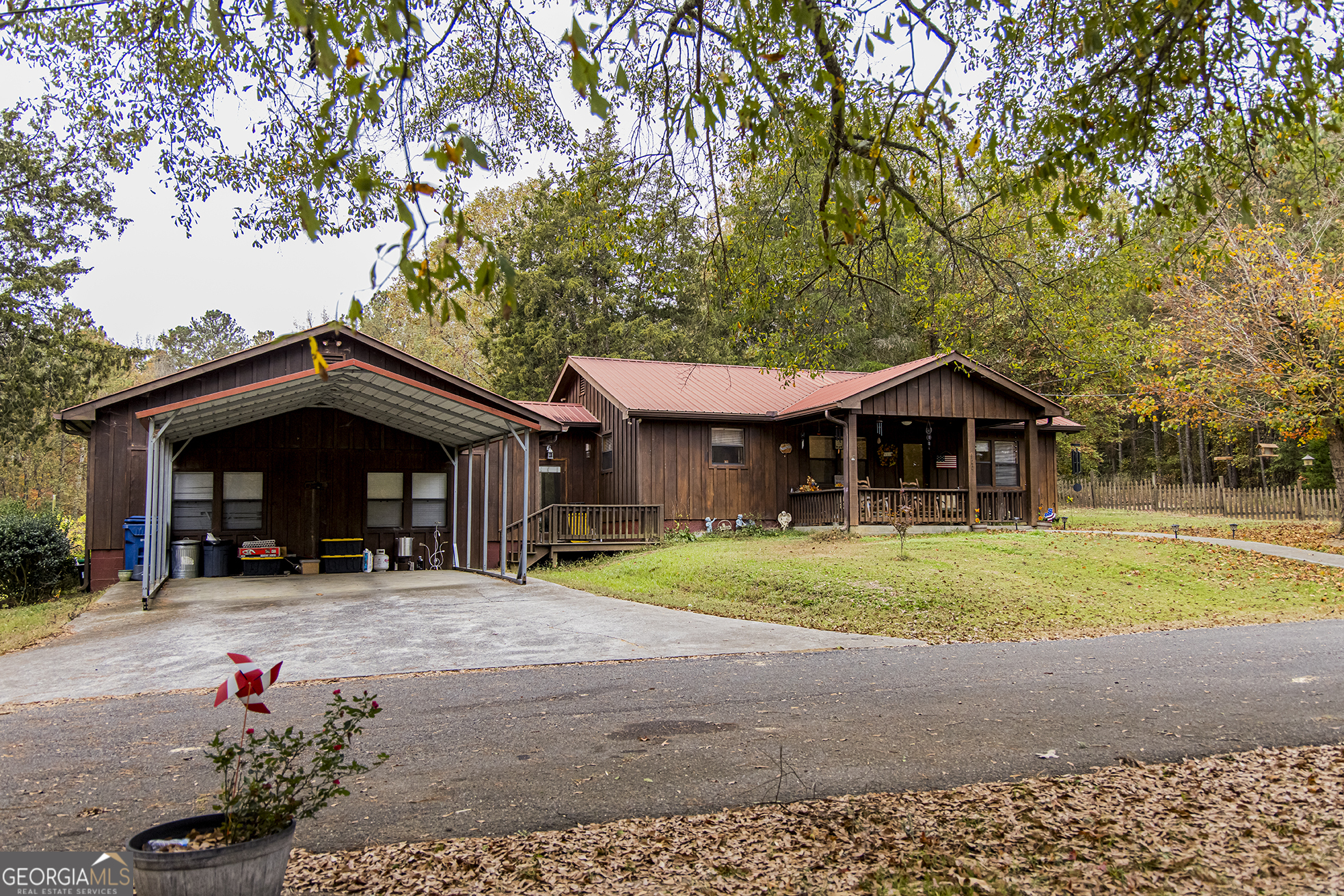 Property Photo:  405 Hiram Road NE  GA 30161 