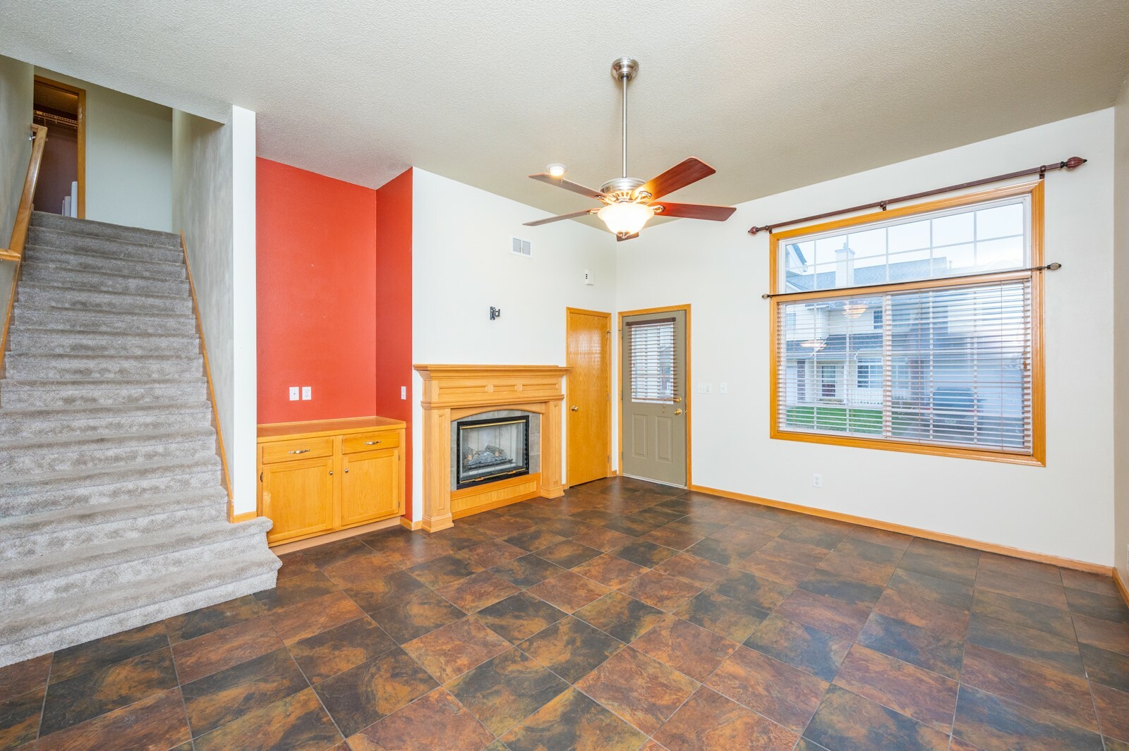 Property Photo:  1405 SE Delaware Avenue 7  IA 50021 