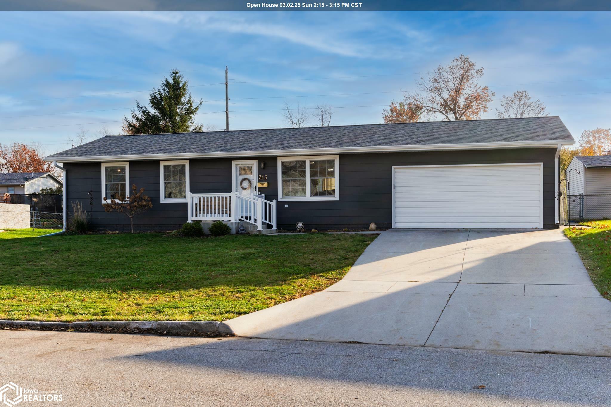 Property Photo:  313 Thunderbird Drive  IA 50158 