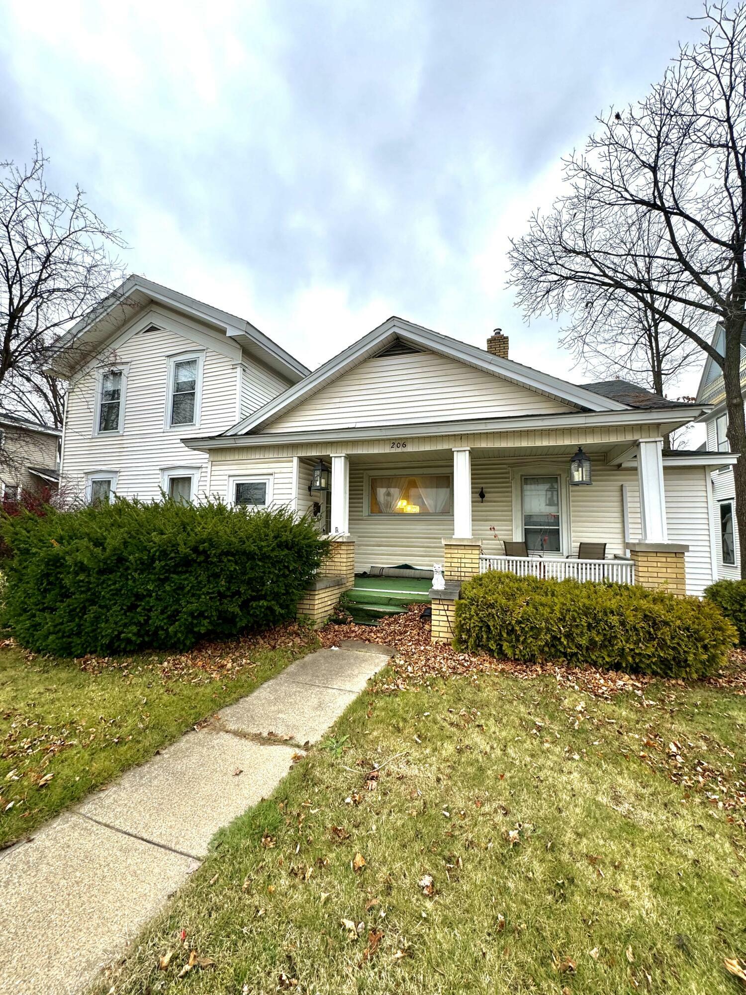 Property Photo:  206 S State Street  MI 49307 