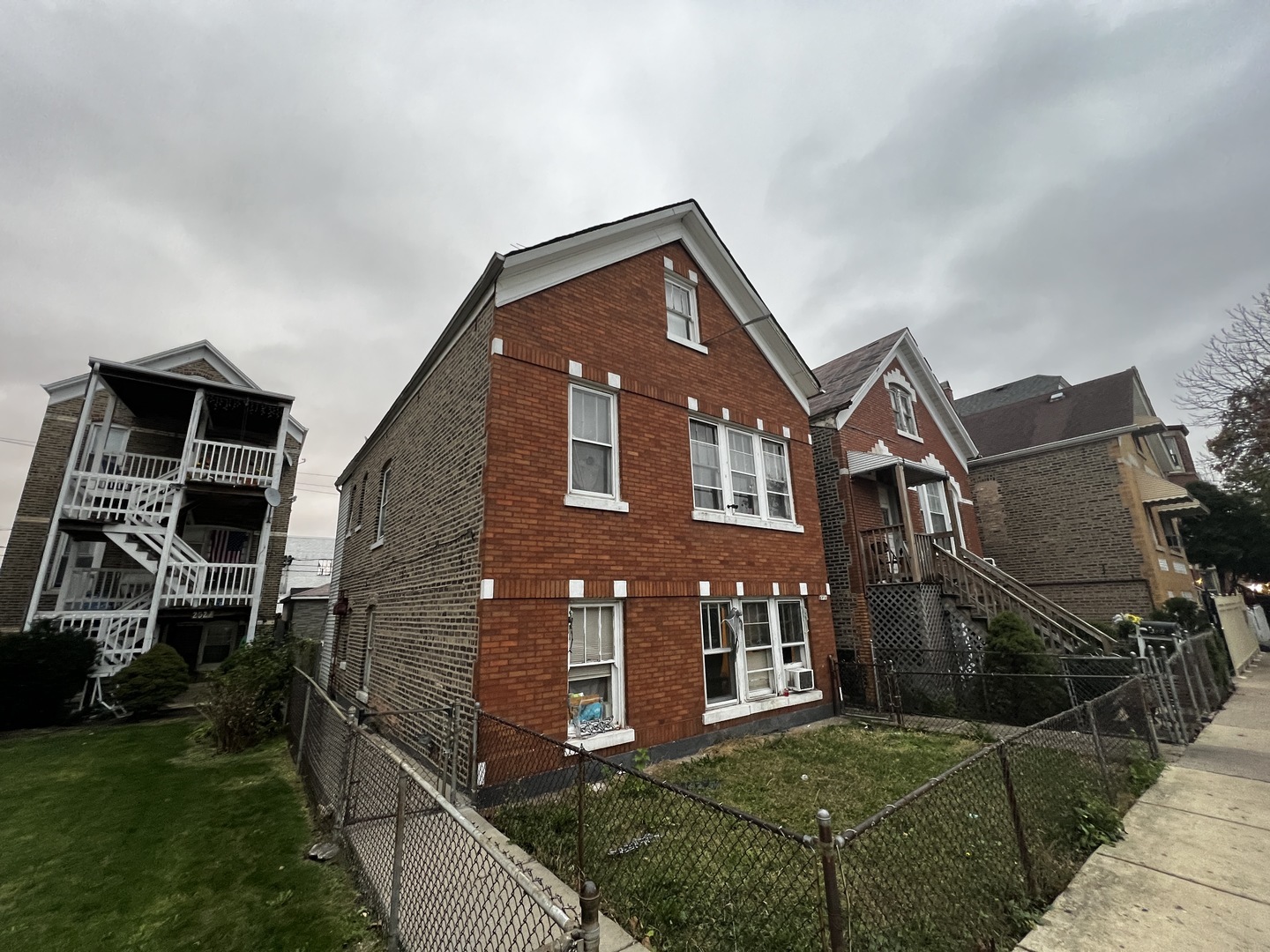 Property Photo:  2529 S Sawyer Avenue  IL 60623 