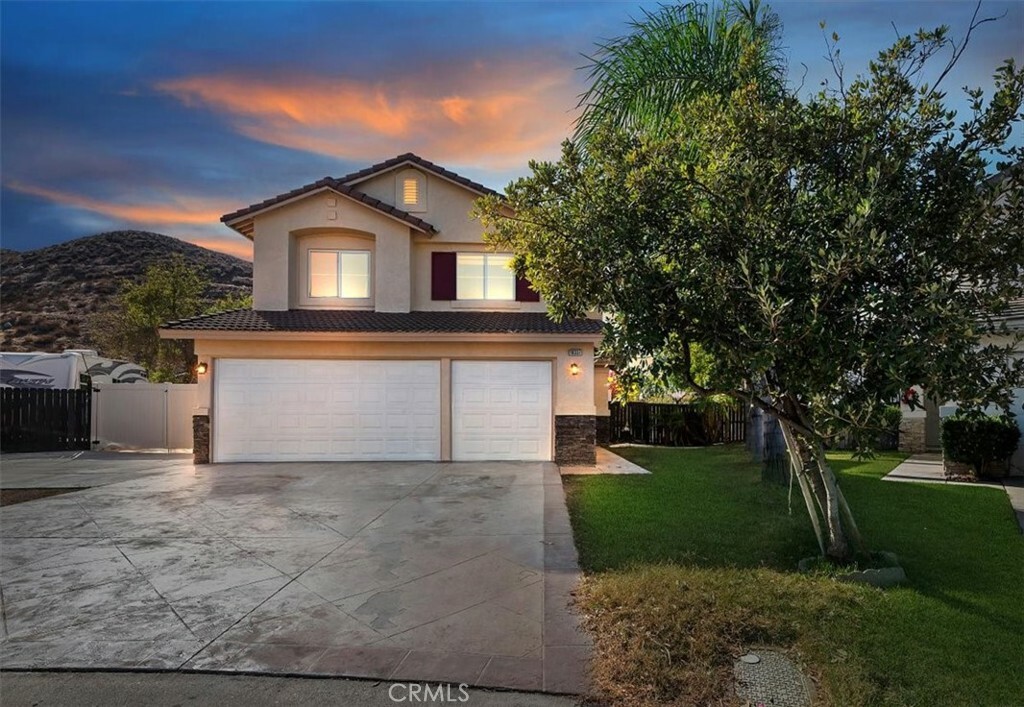 Property Photo:  16337 Twilight Circle  CA 92503 