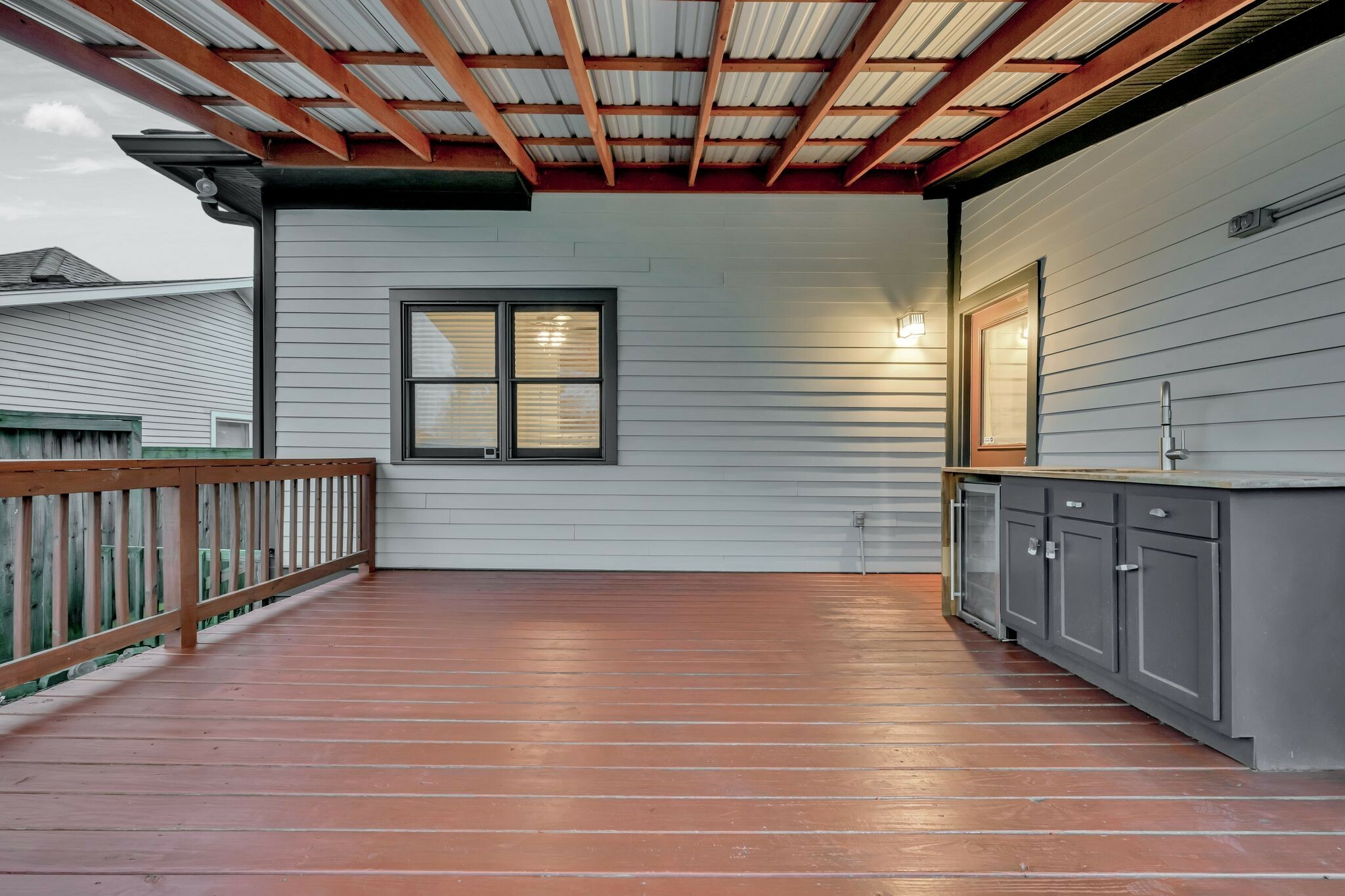 Property Photo:  1303 Shelby Ave  TN 37206 