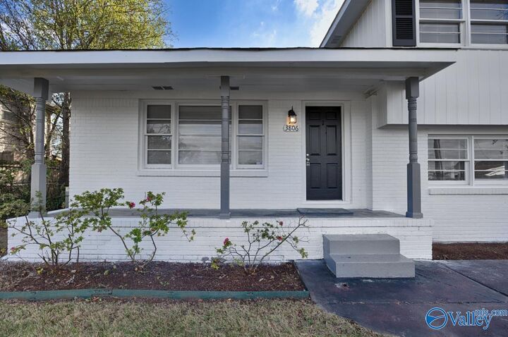 3806 Telstar Circle  Huntsville AL 35805 photo