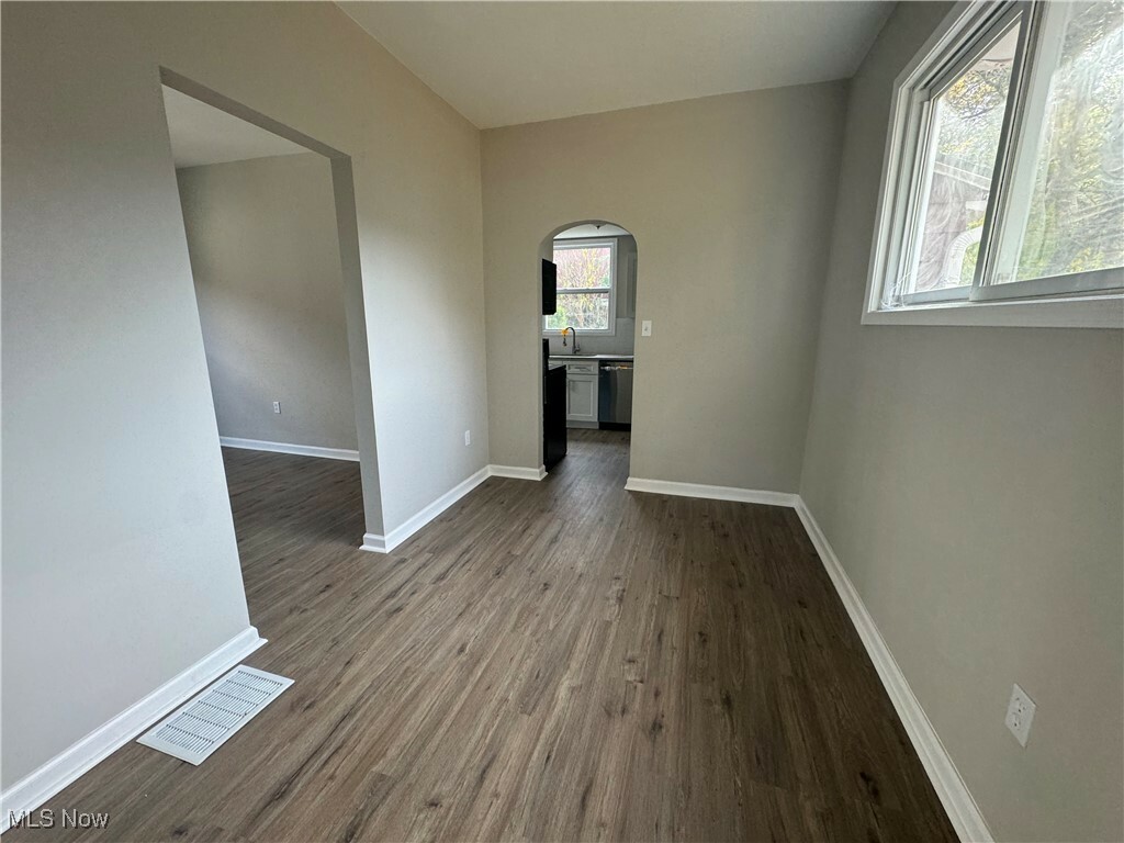 Property Photo:  928 Montgomery Avenue  OH 43920 