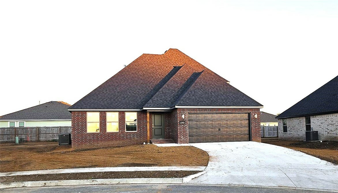 Property Photo:  2705 N Penny Street  AR 72761 