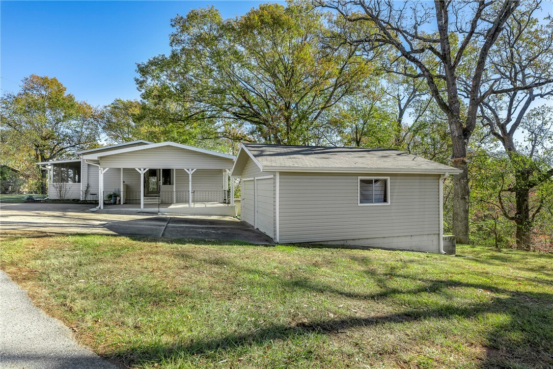 Property Photo:  8086 Chestnut Drive  AR 72756 