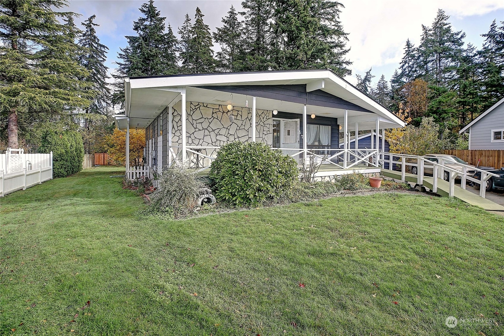 Property Photo:  375 Piper Way  WA 98282 