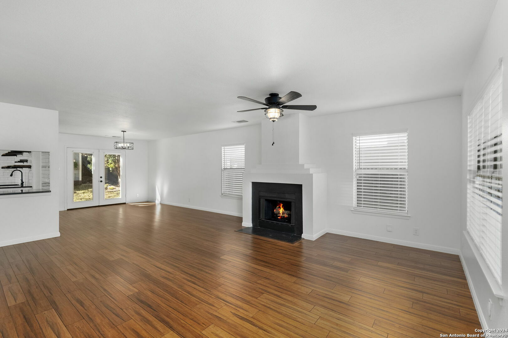 Property Photo: 16531 Canyon Cross TX 78232