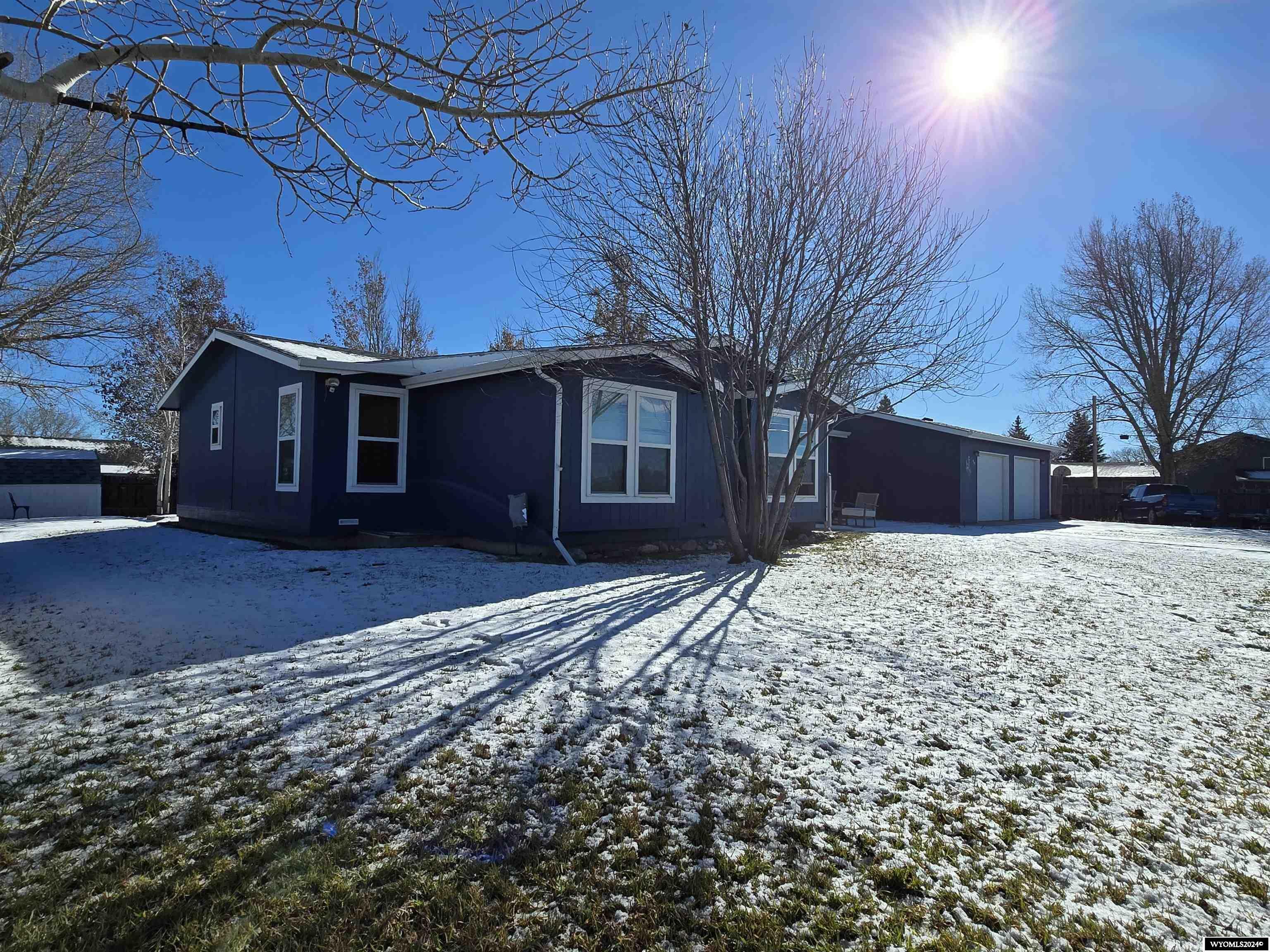 Property Photo:  415 Schrader  WY 82070 