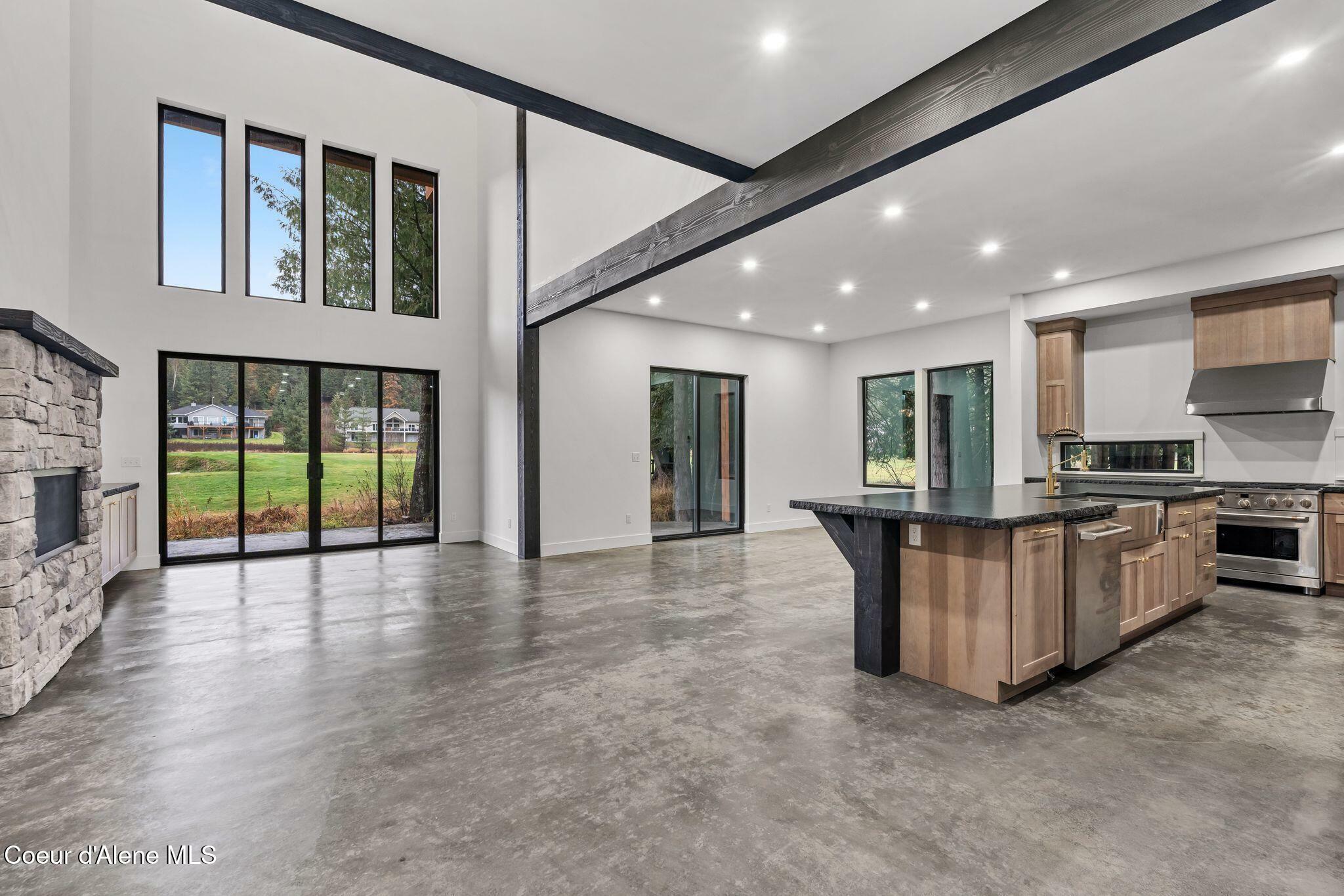 Property Photo: 541 N Idaho Club Dr ID 83864