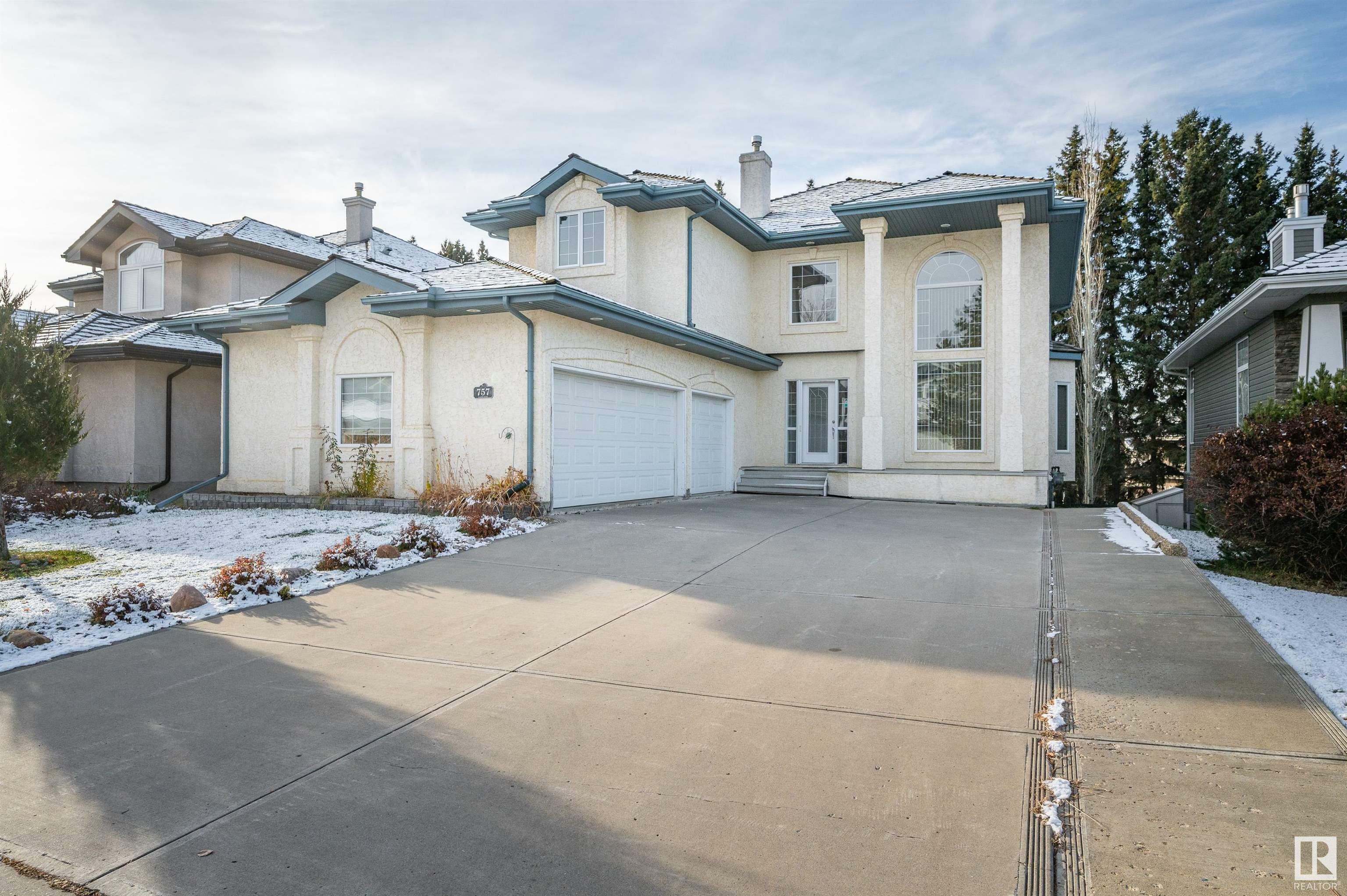 Property Photo:  757 Haliburton Crescent NW  AB T6R 2Z7 