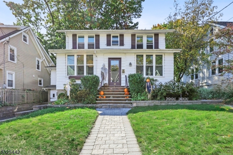 Property Photo:  22 Saint Lawrence Ave  NJ 07040 