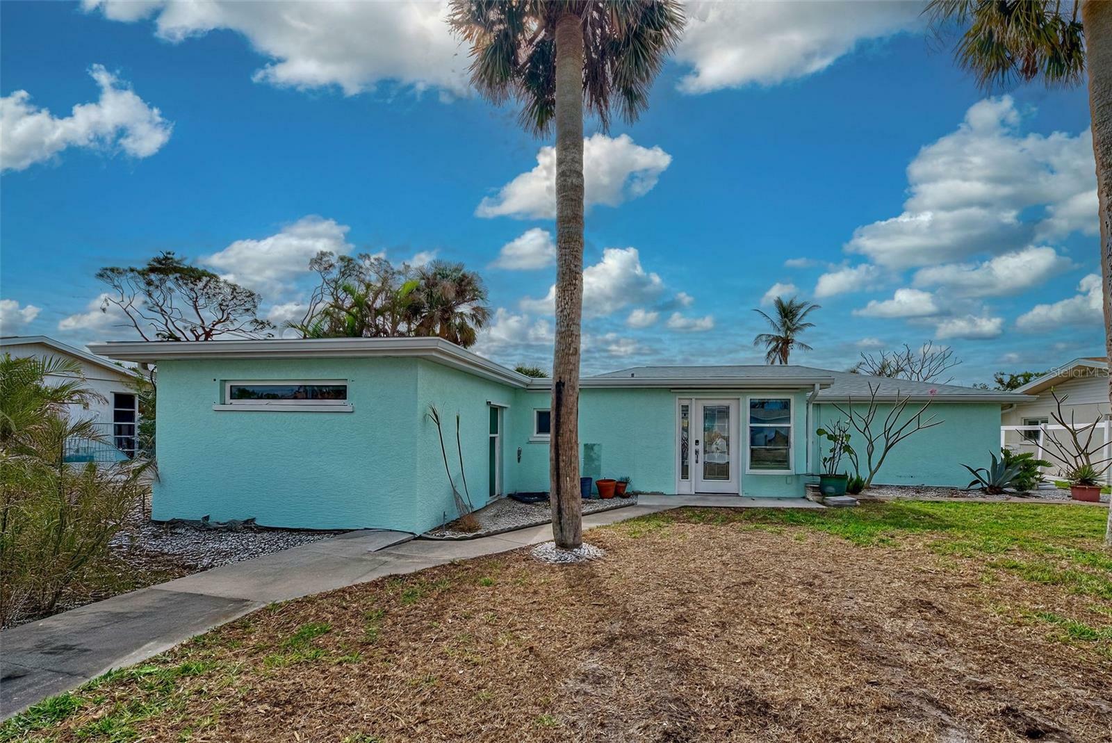 Property Photo:  249 North Drive  FL 34223 