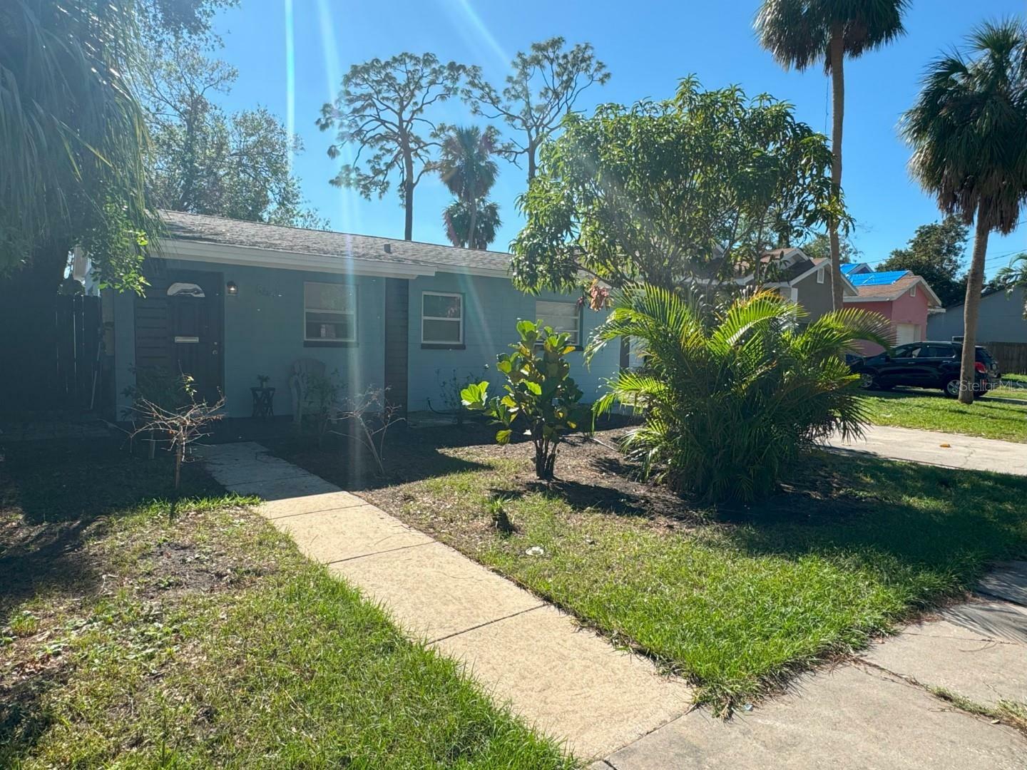 Property Photo:  866 30th Avenue S  FL 33705 