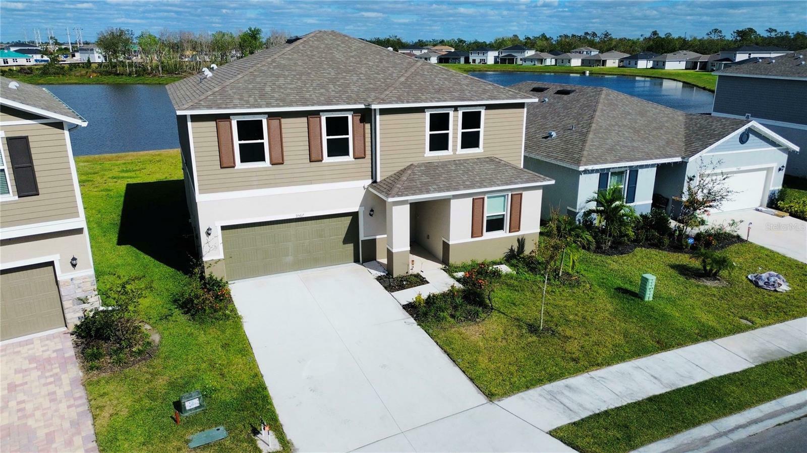 Property Photo:  9567 Sandy Bluffs Circle  FL 34219 