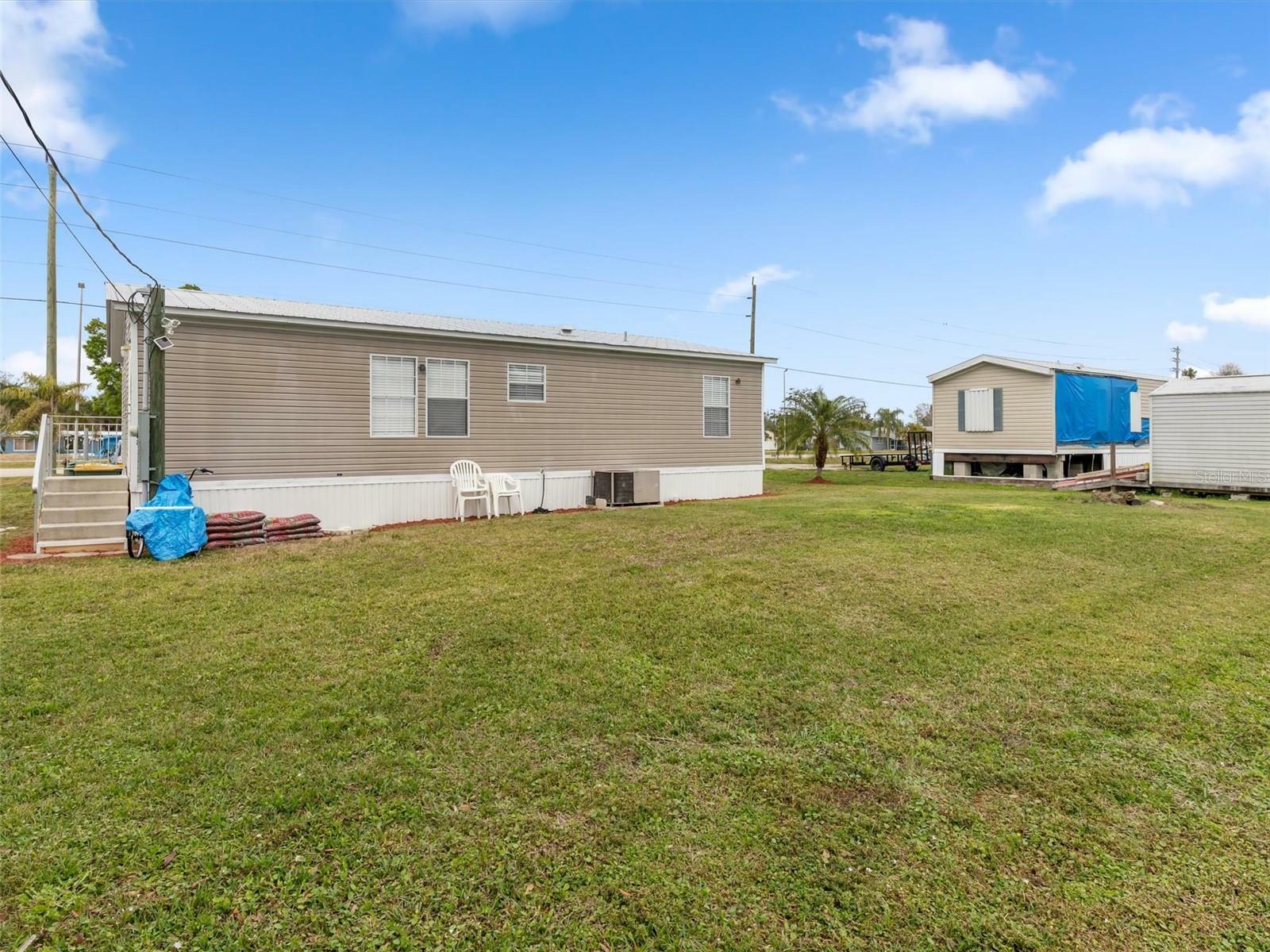 Property Photo: 4884 Duncan Road FL 33982
